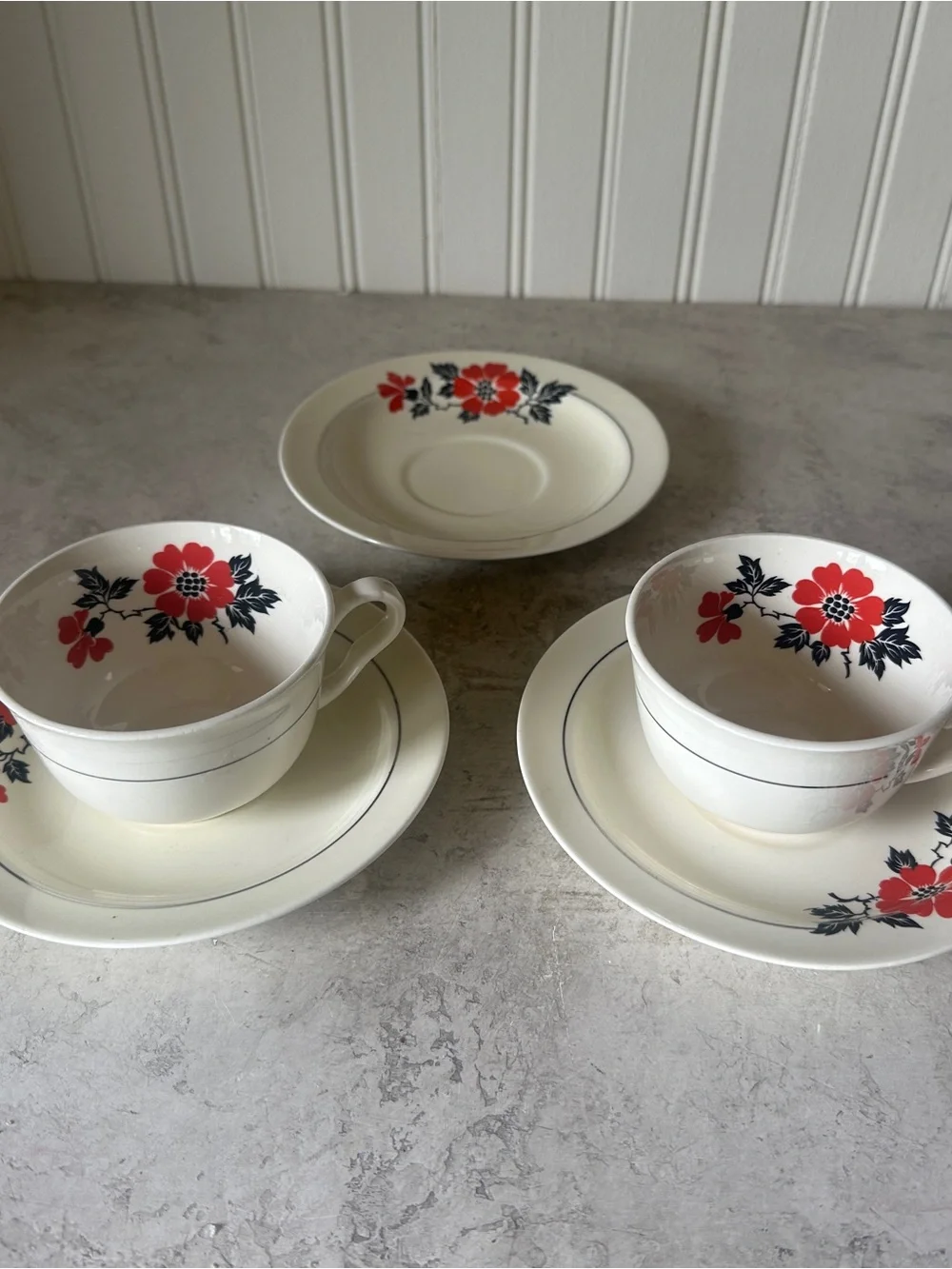 Hall China Red Poppy Coffee Tea Cup Set Of 2 & 6” Saucer Plates Set Of 3 Vintage